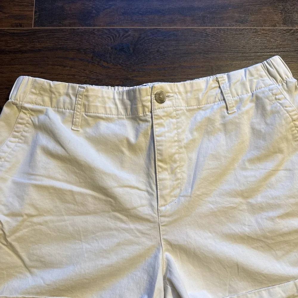 Old Navy Everyday Chino Shorts Womens L White High Rise Casual Summer Beach Boho - Picture 3 of 8